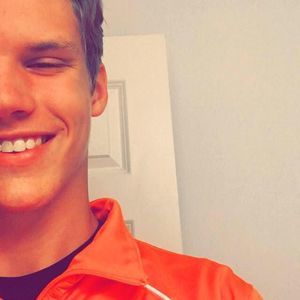 Meet your Posher, Casey